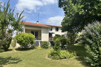 Maison, 5 chambres et un gîte, sur 2ha