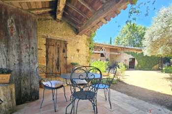 Propriété d'exception, gite et grange restaurés